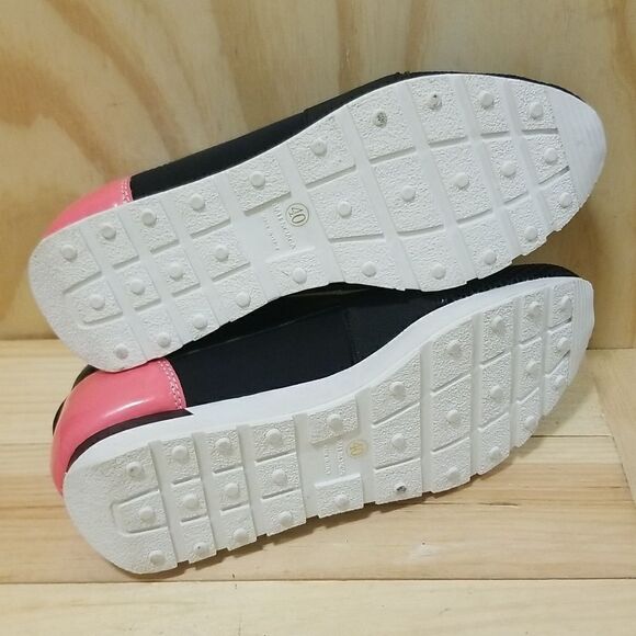 Balenciaga Race Runner Leather Mesh Black/Pink Women’s Sneacker Sz 40 ( 9 1/2) - Picture 10 of 10